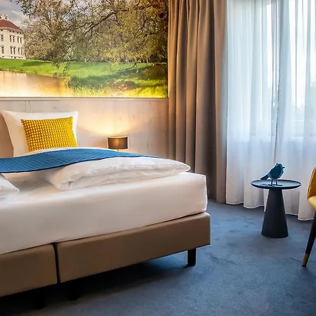 Restaurant Elbebruecke Szálloda 3*
