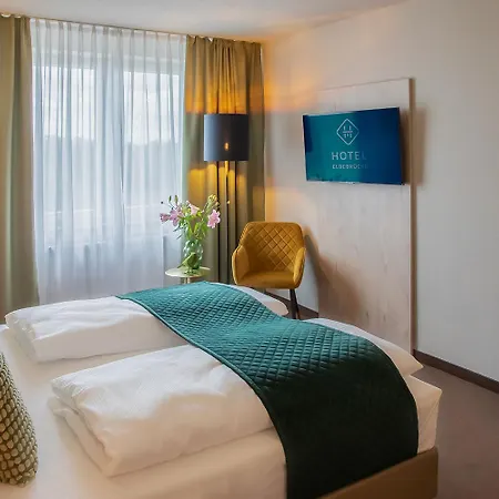 Restaurant Elbebruecke 3*