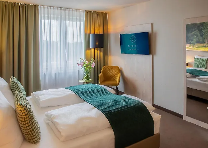 Restaurant Elbebruecke 3*